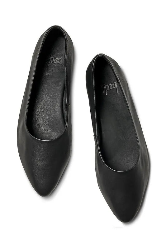 beek Swoop Ballet Flats