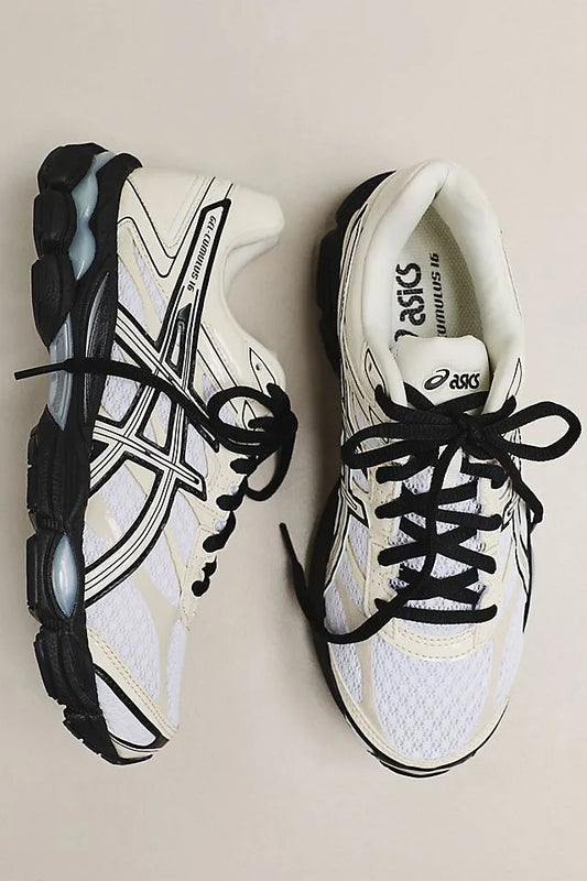 ASICS Gel-Cumulus 16 Sneakers