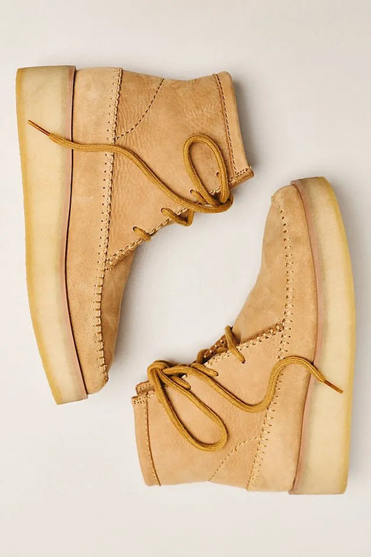 Clarks Weaver Lace Up Suede Sneakers